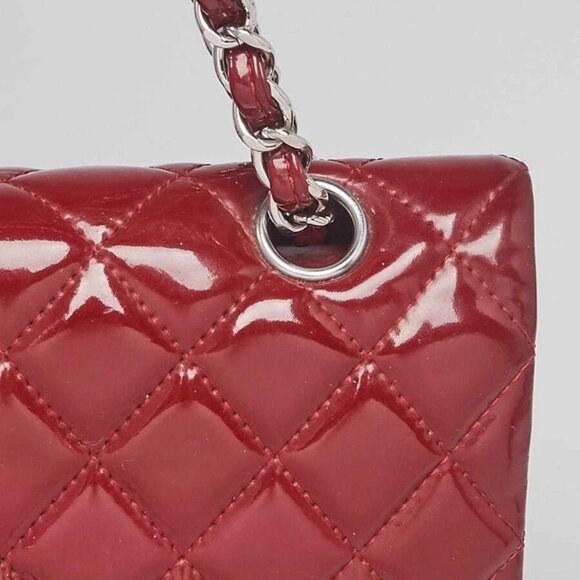 Chanel Red Quilted Patent Leather Classic Medium Double Flap Bag - Picture 4 of 12